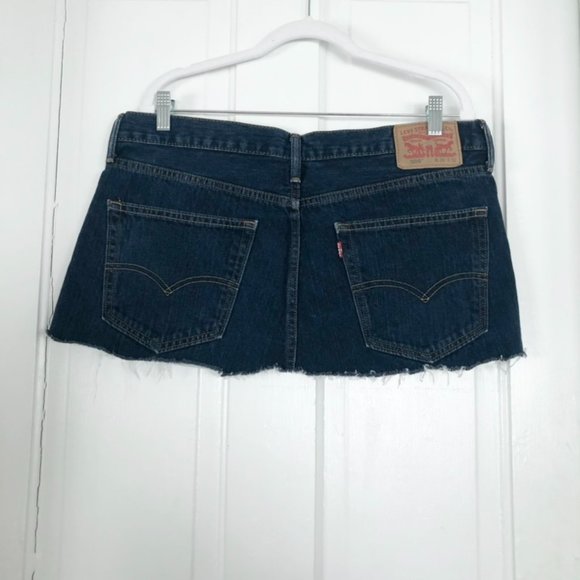 Levi’s 508 Low Waisted Micro Mini Skirt Size L - Picture 2 of 2